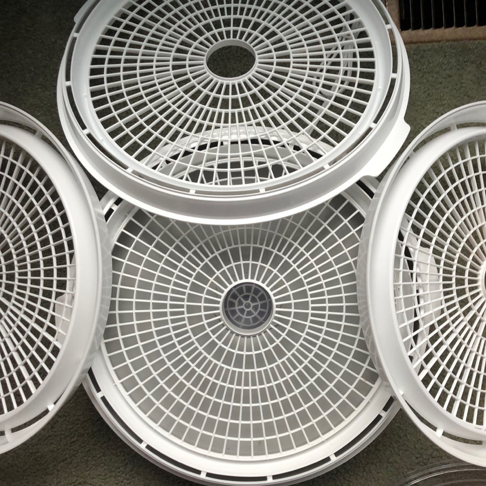 Presto Food Dehydrator - Picture 3 of 6